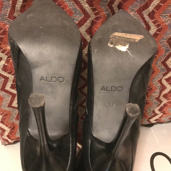 Black ALDO Sz 37 High Heel Pointed Toe Boots - Picture 3 of 5